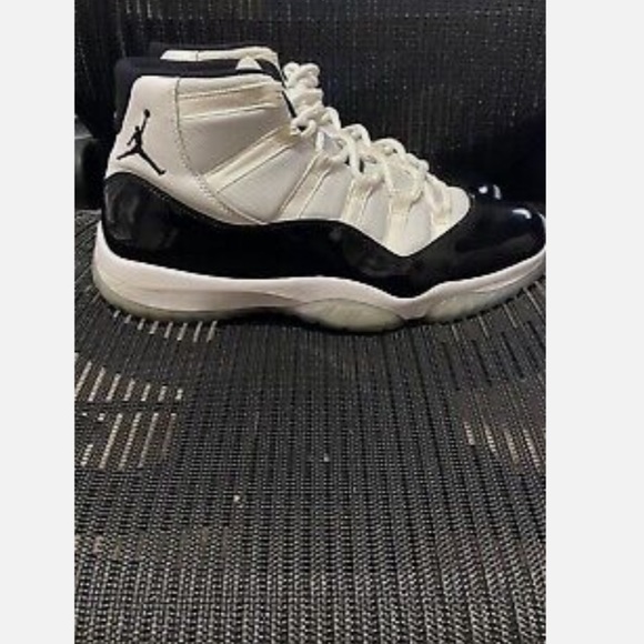 Jordan concord 11’s (2018) - Picture 2 of 4